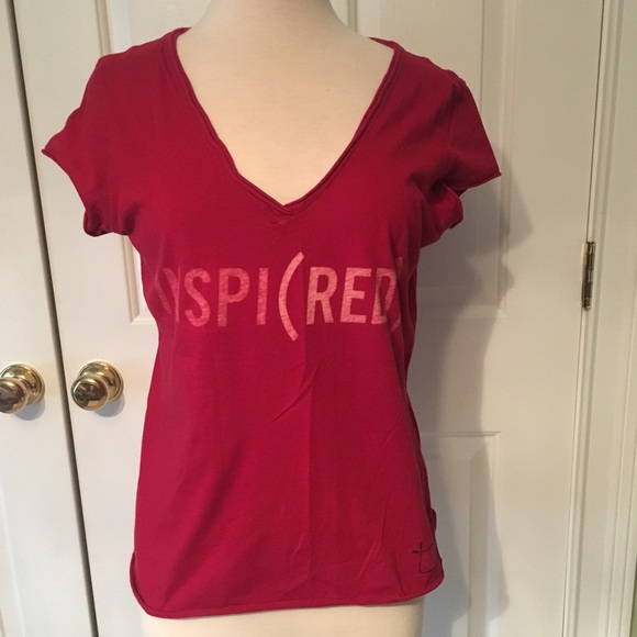 gap inspired red t shirts